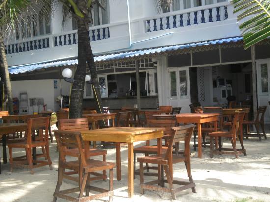 Tony Restaurant