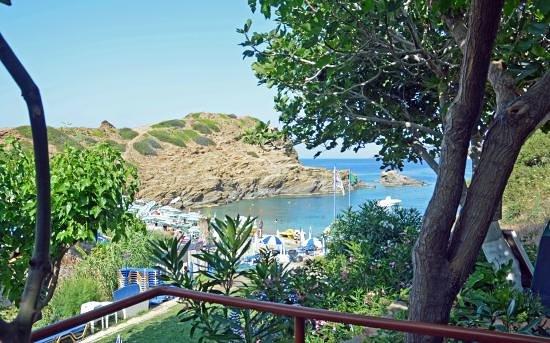 Taverna Karavostasi