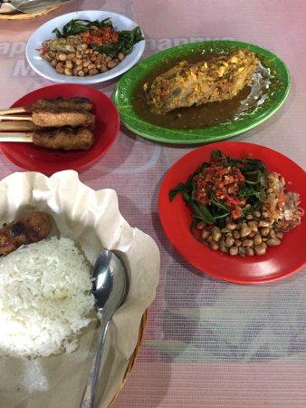 Ayam Betutu Khas Gilimanuk Cabang Kuta
