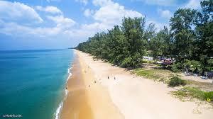 Plage de Mai Khao