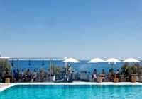 Plage de Kamari