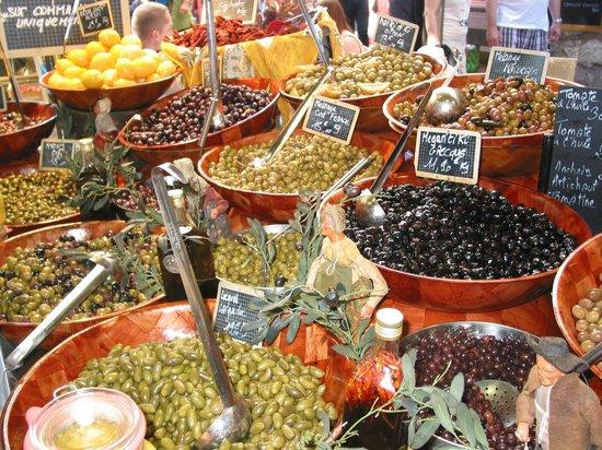 Marché provençal d'Antibes
