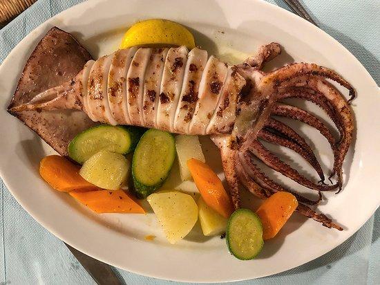 Irinis Taverna