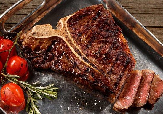 Elias Grill