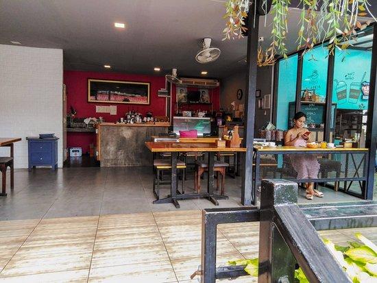 Emily Restaurant