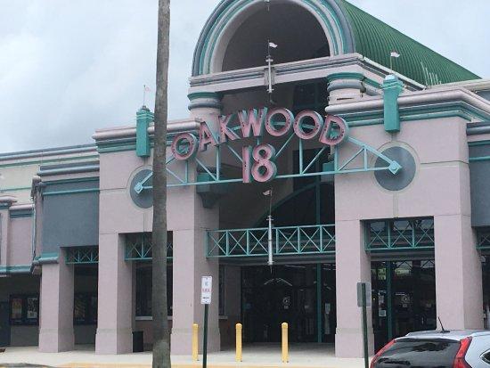 Regal Cinemas Oakwood 18