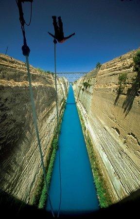 Bungee jumping