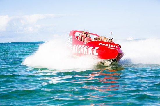 Radikal Jet Boat