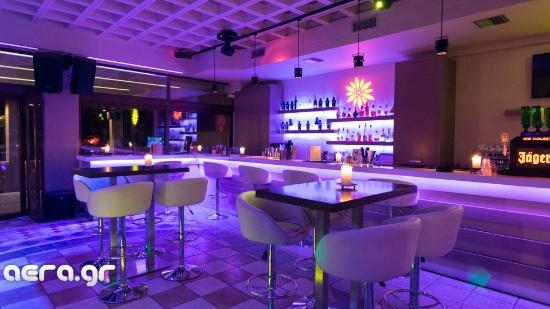 Manteio Cafe Cocktail Bar