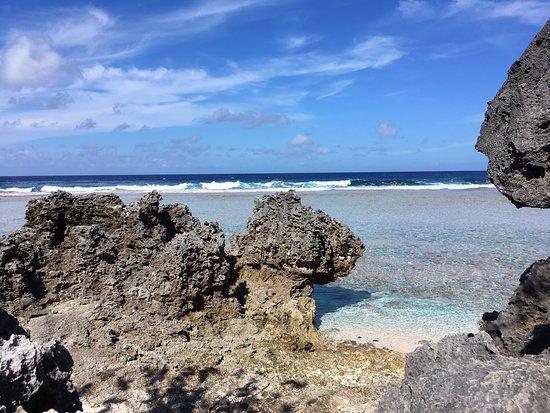 Plage La Cloche de Hina