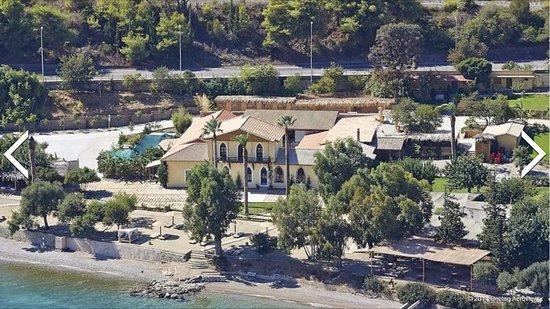 Azur Beach Bar