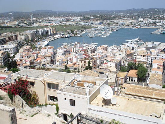 Nécropole punique de Puig des Molins
