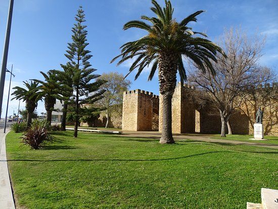 Château et remparts de Lagos