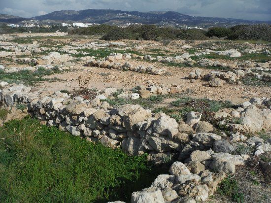 Maa-Palaeokastro Settlement