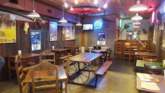 Queen's Bar-B-Que