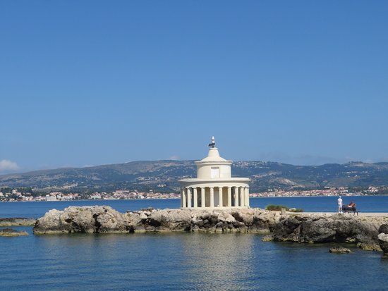 Phare de Saint Théodore